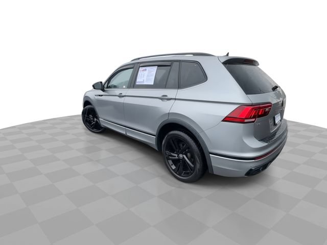 Used 2023 Volkswagen Tiguan SE R-Line AWD/4WD image 6