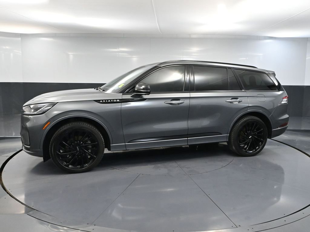 Used 2025 Lincoln Aviator Reserve w/ Jet Appearance Package AWD/4WD image 12