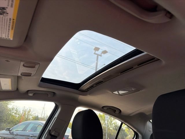 Used 2016 Chevrolet Cruze LT w/ Sun And Sound Package FWD image 11