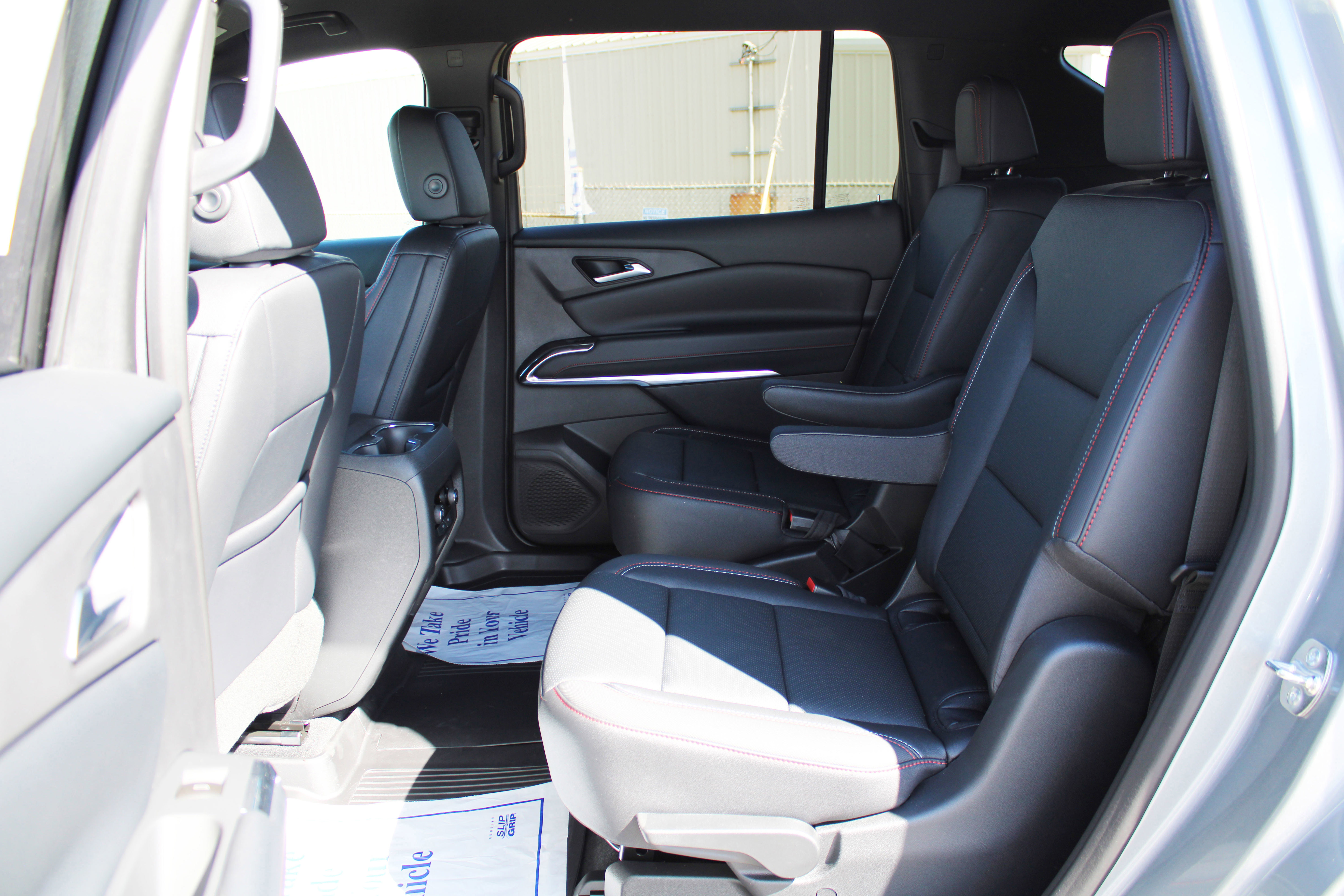 New 2026 Chevrolet Traverse Z71 image 39