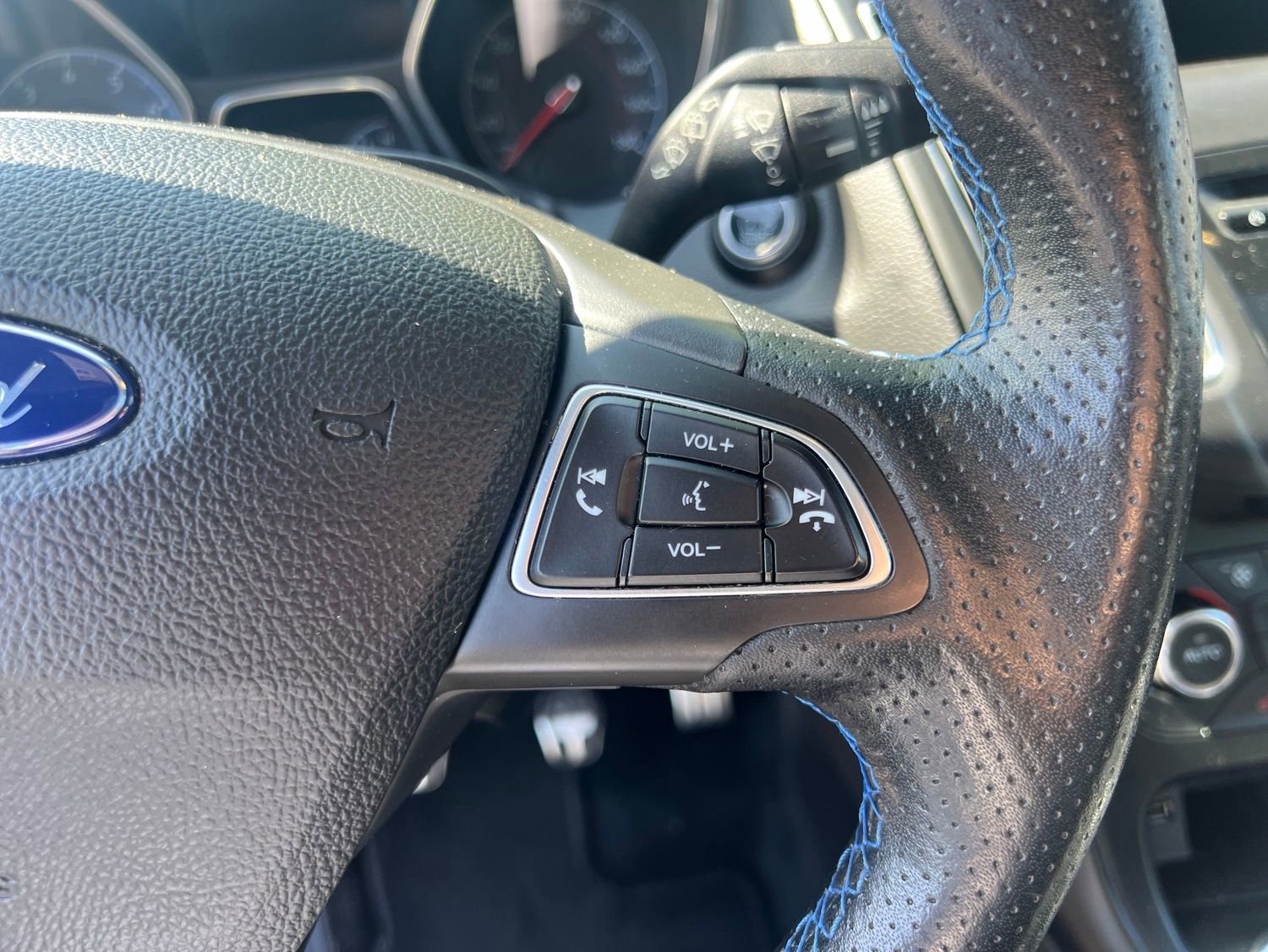 Used 2017 Ford Focus RS AWD/4WD image 22