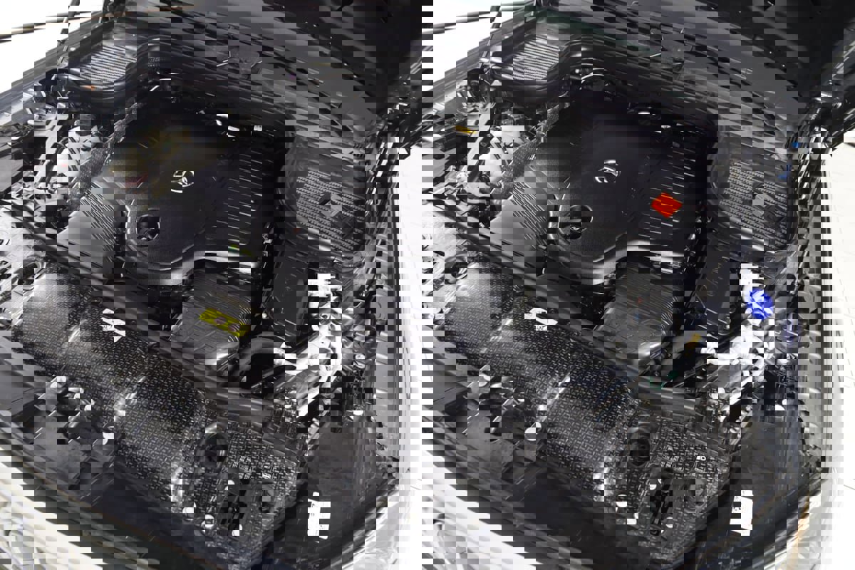 Used 2025 Mercedes-Benz GLS 450 4MATIC image 25