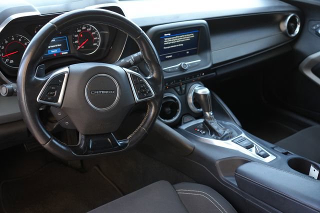 Used 2020 Chevrolet Camaro LT RWD image 12