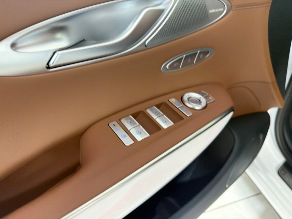 New 2027 Genesis GV70 2.5T Advanced AWD/4WD image 14