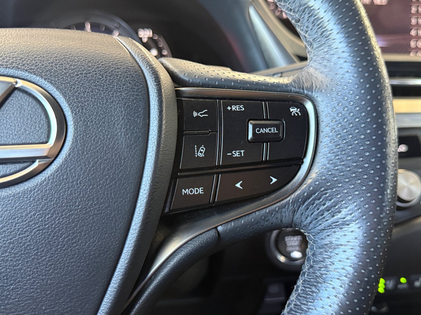 Used 2021 Lexus ES 350 F Sport w/ Accessory Package FWD image 16