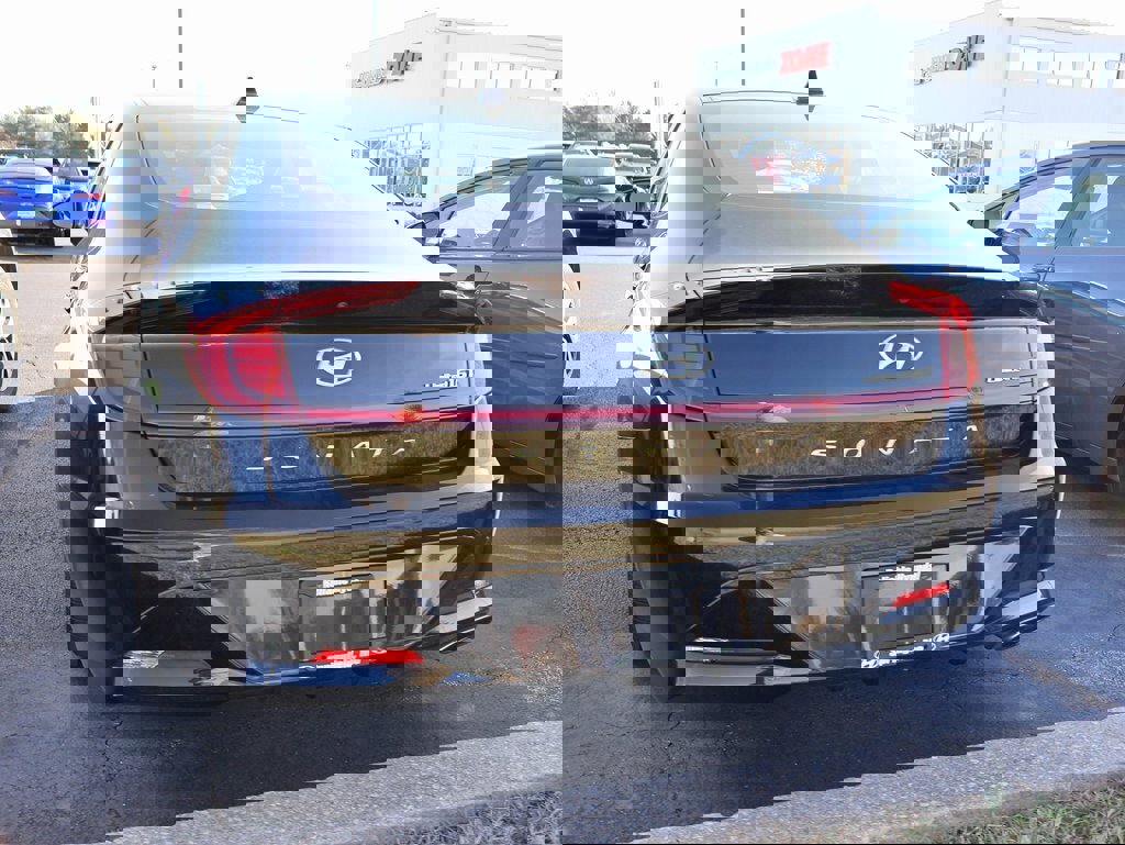 Used 2021 Hyundai Sonata Limited image 19