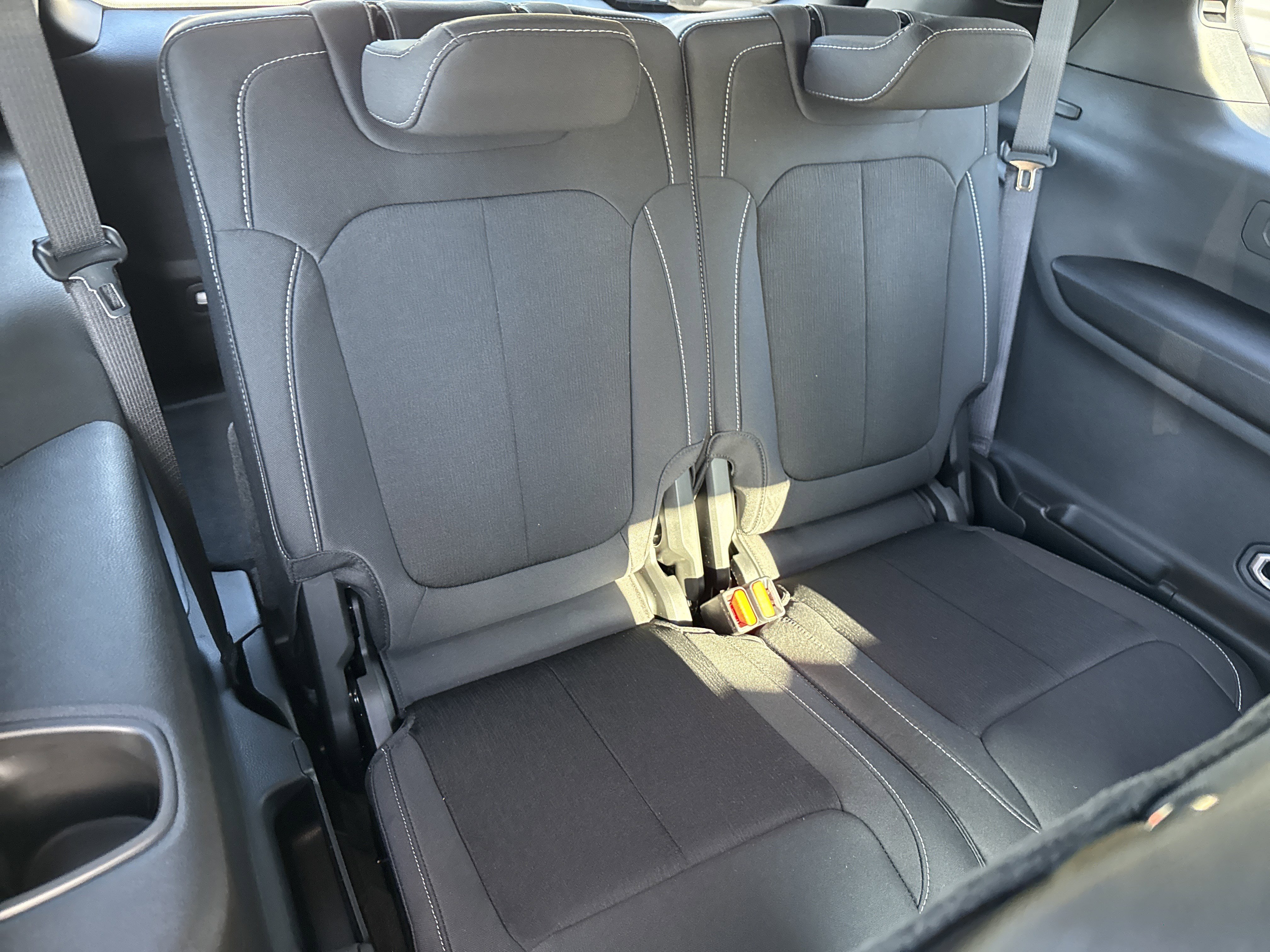 New 2025 Jeep Grand Cherokee L Laredo w/ Luxury Tech Group I image 22