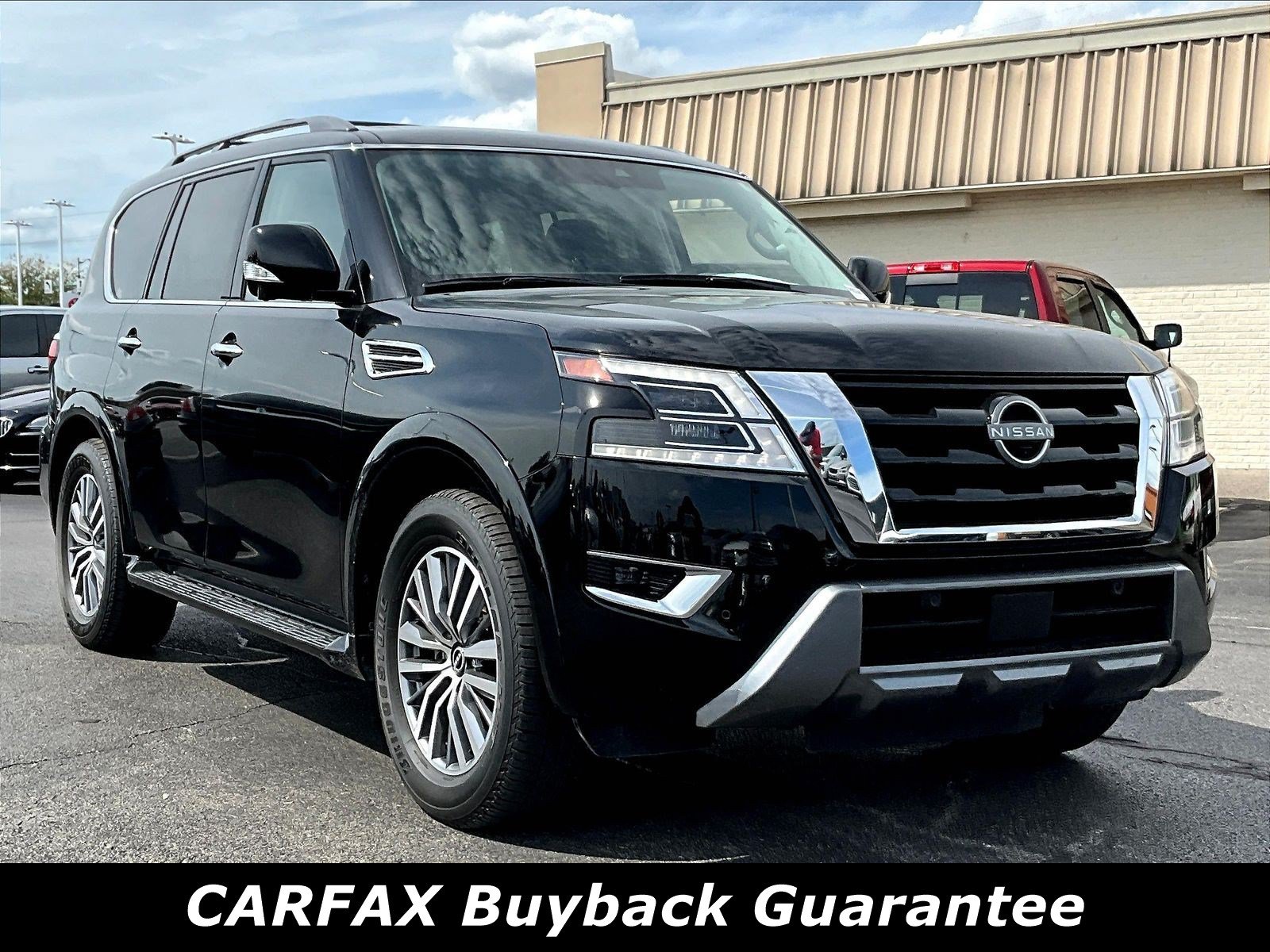 Used 2023 Nissan Armada SL w/ Captain's Chairs Package AWD/4WD image 3