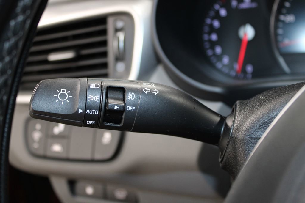 Used 2020 Kia Sorento SX FWD image 24