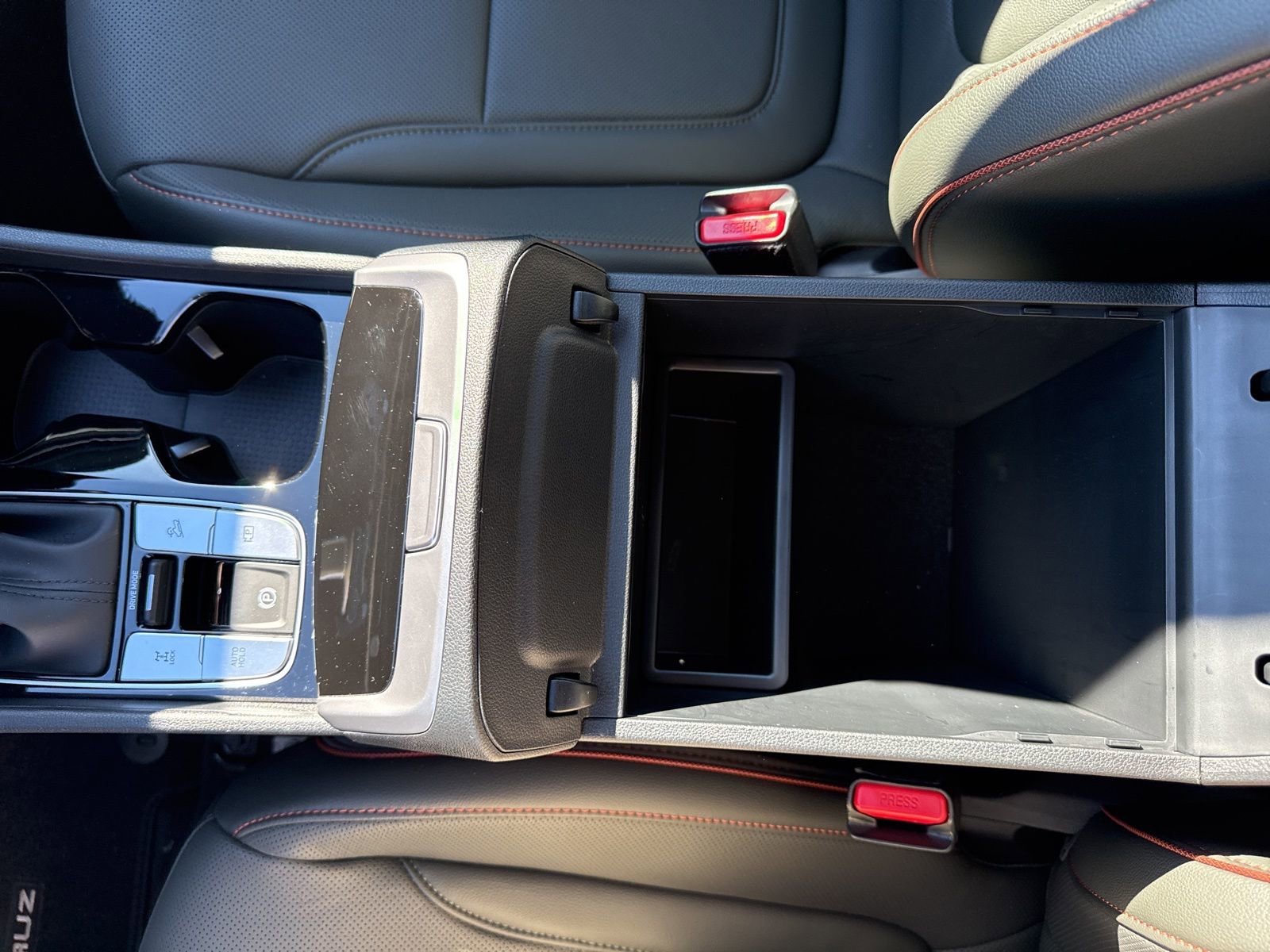 Used 2025 Hyundai Santa Cruz Limited image 28