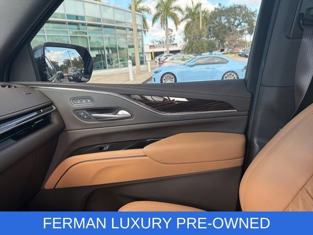 Used 2024 Cadillac Escalade ESV Sport w/ LPO, ONYX Package image 13