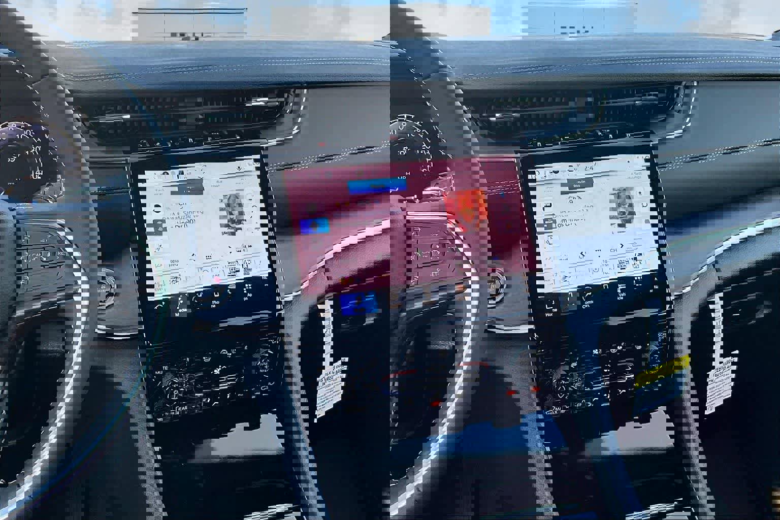 New 2025 Jeep Grand Cherokee Limited w/ Luxury Tech Group II image 16