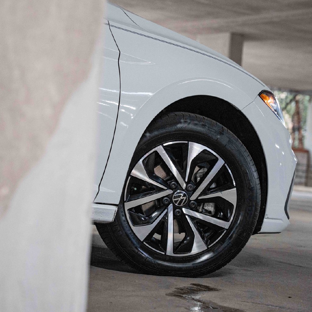 Certified 2025 Volkswagen Jetta S FWD image 9