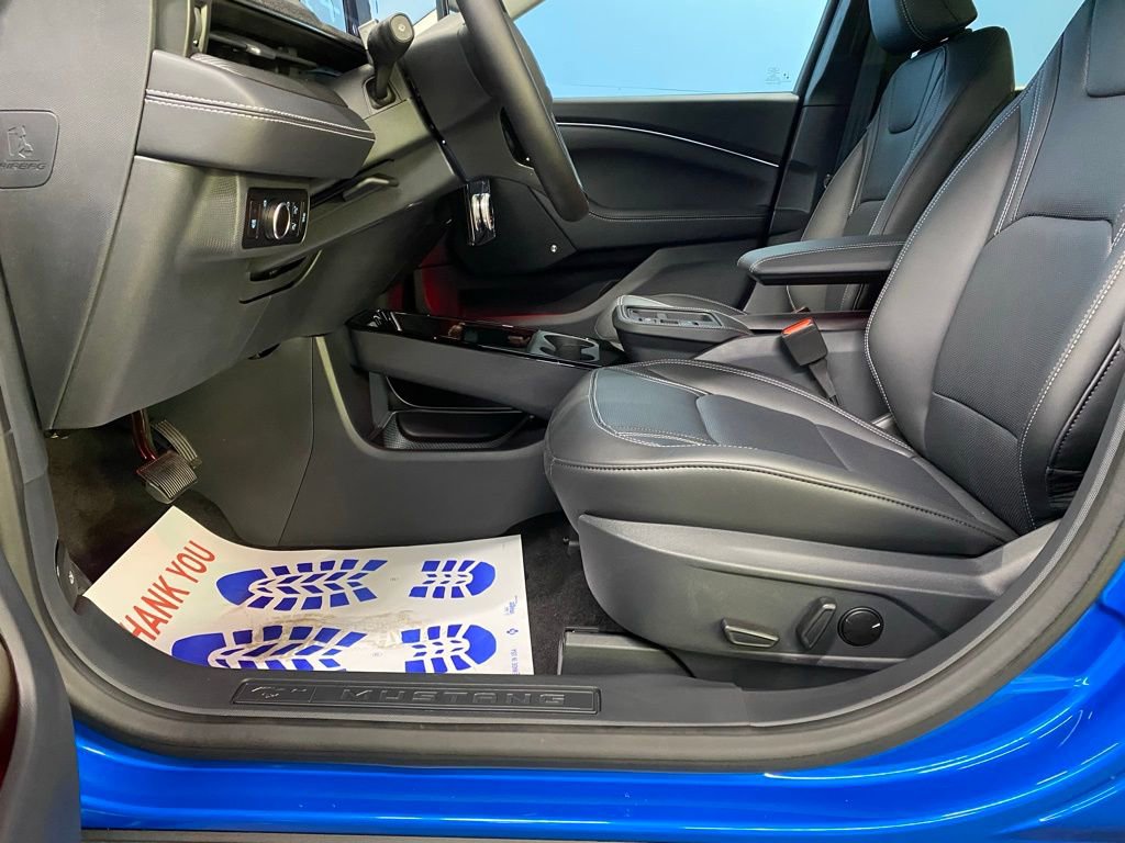 New 2025 Ford Mustang Mach-E Premium image 13
