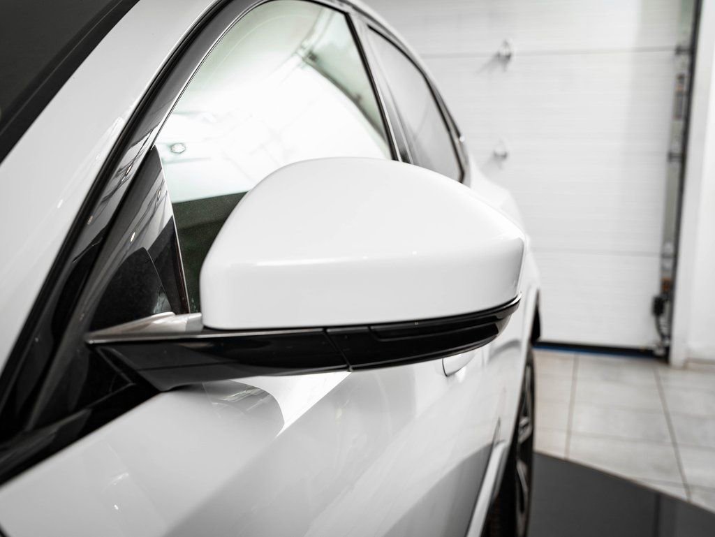 Used 2022 Jaguar E-PACE SE AWD/4WD image 13