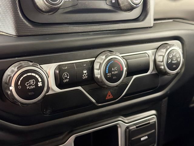 Used 2018 Jeep Wrangler Sport image 15