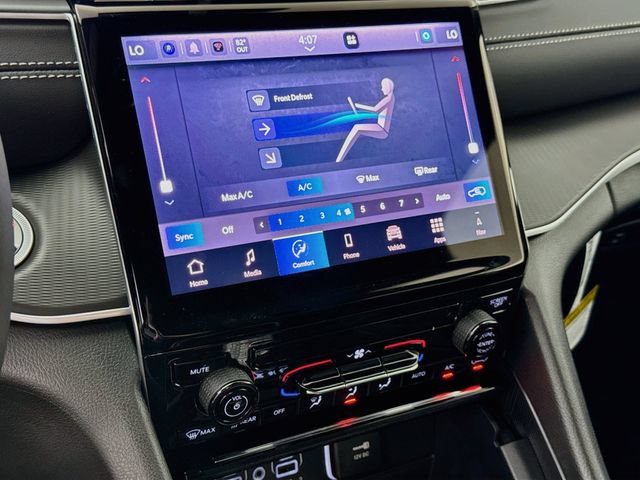 New 2027 Jeep Grand Cherokee Laredo AWD/4WD image 15