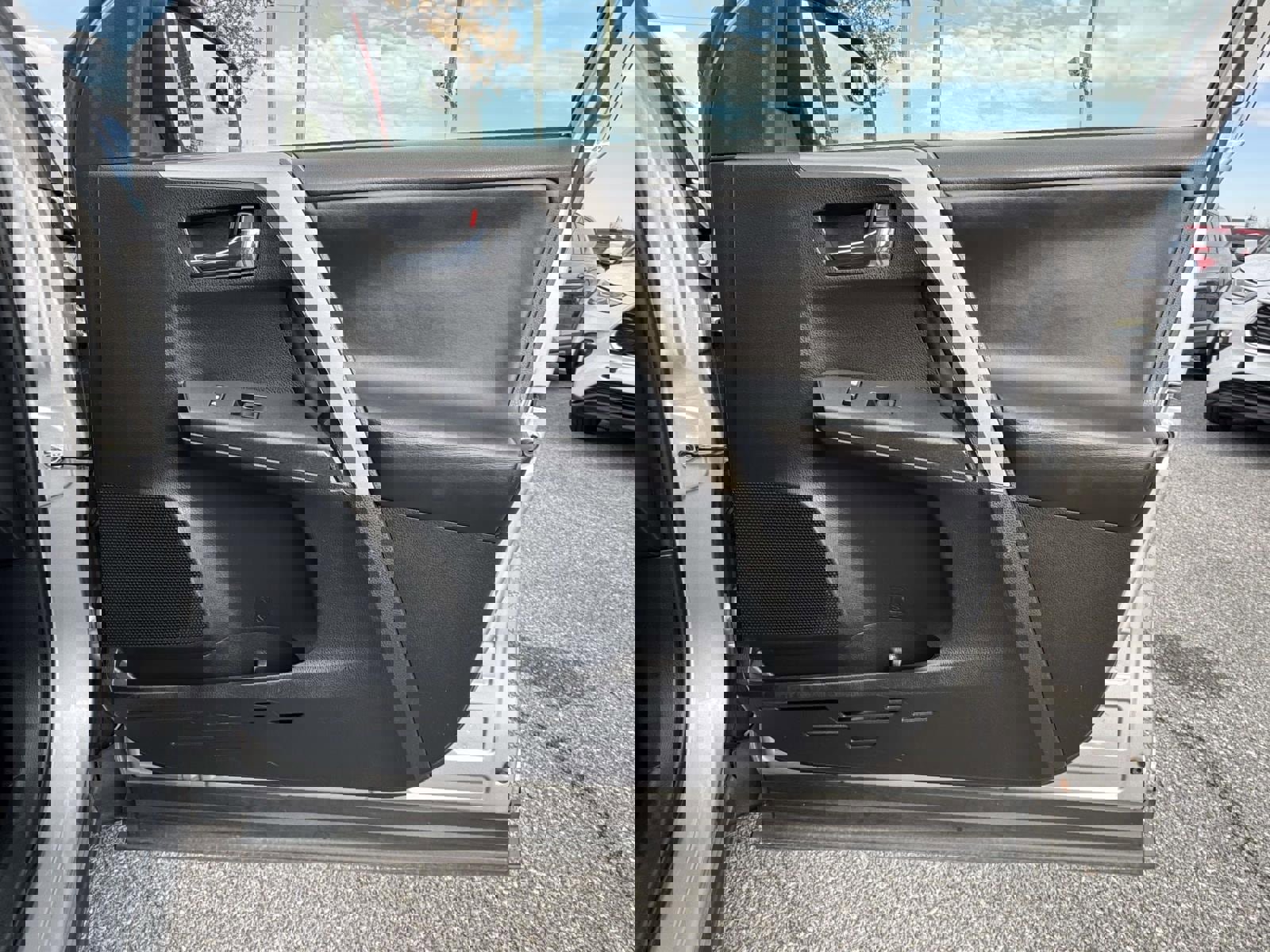 Used 2018 Toyota RAV4 Adventure image 8