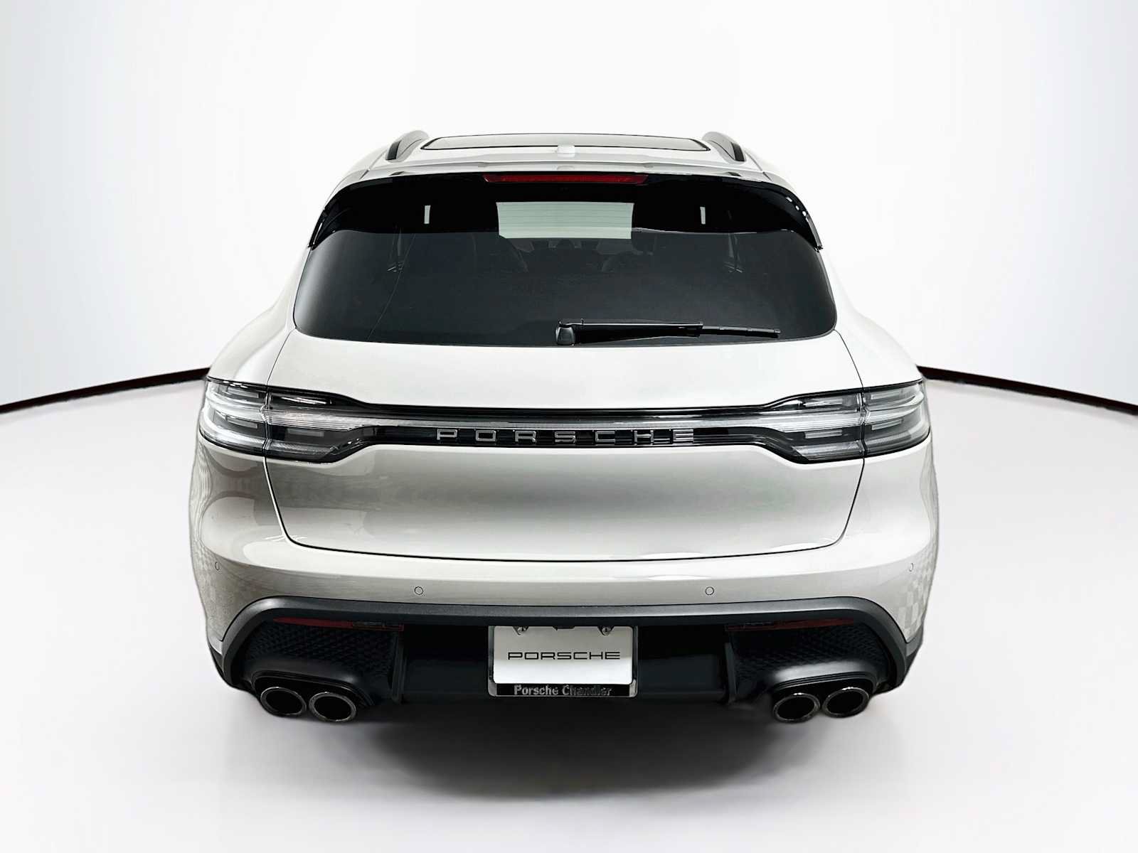 New 2026 Porsche Macan AWD/4WD image 10