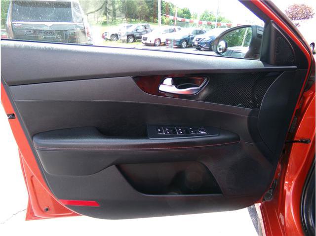 Used 2020 Kia Forte GT FWD image 4