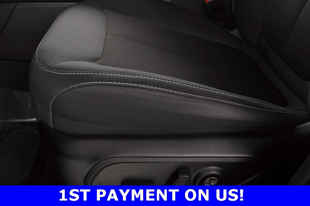 Certified 2023 Jeep Grand Cherokee Laredo w/ Luxury Tech Group I image 21