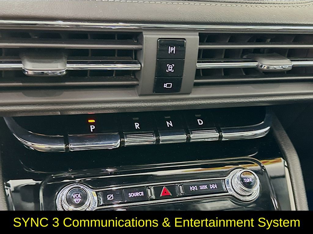 Used 2022 Lincoln Corsair Reserve w/ Elements Package image 23