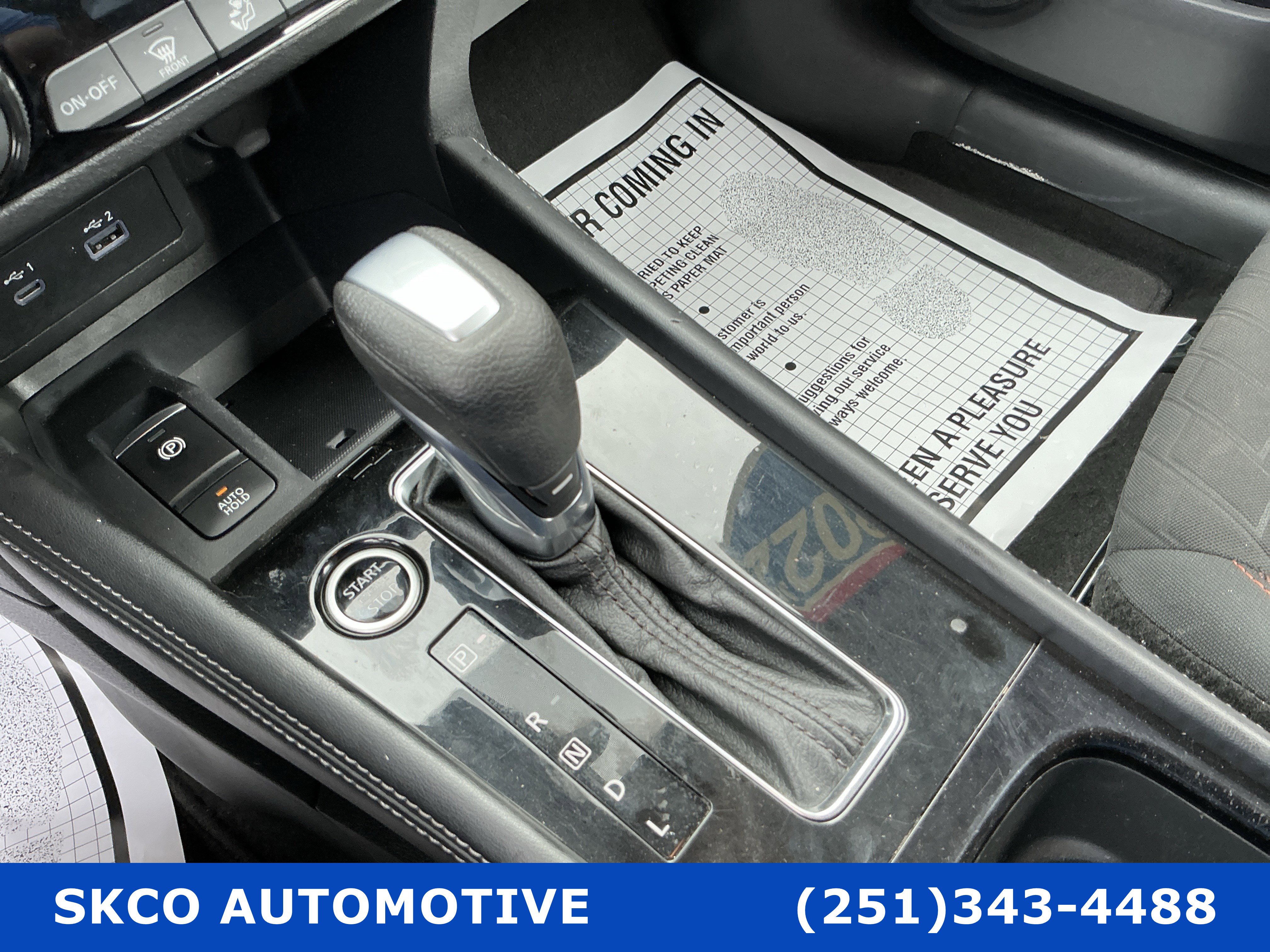 Used 2022 Nissan Kicks SR image 23