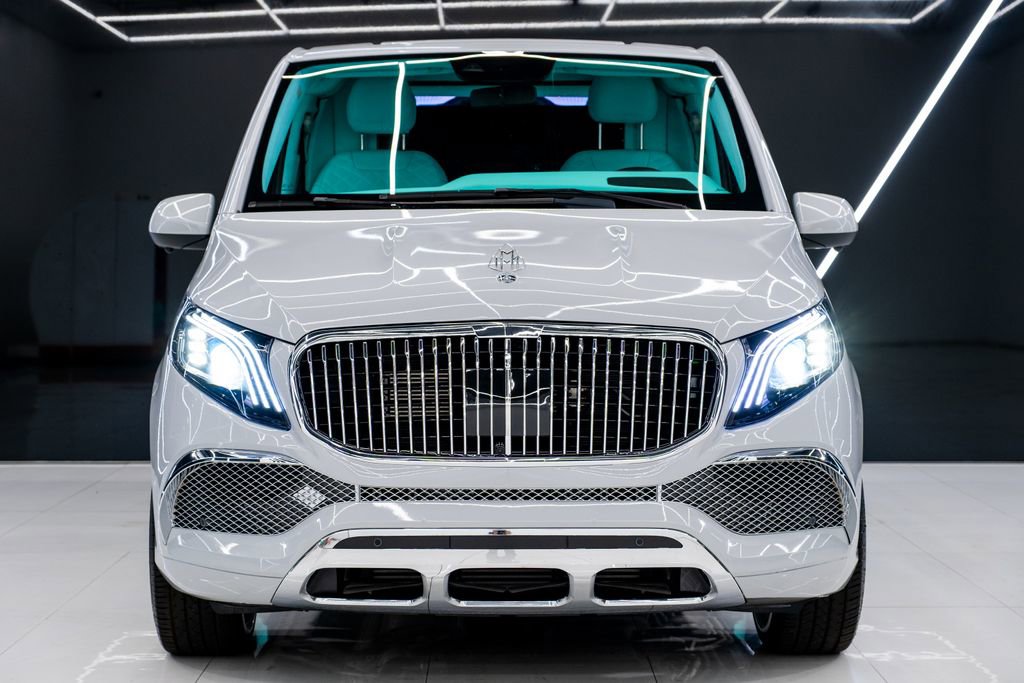 Used 2023 Mercedes-Benz Metris Passenger image 2