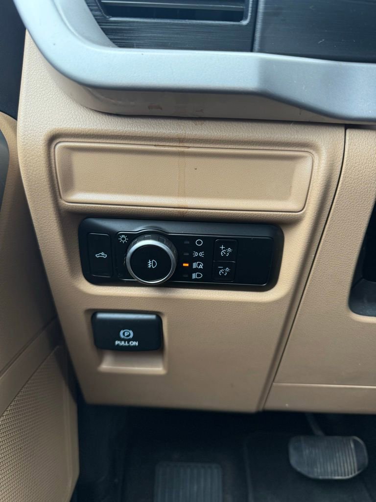 Used 2023 Ford F150 XLT image 17