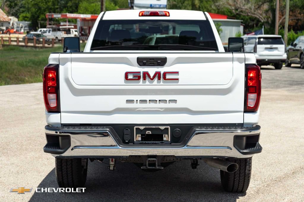 Used 2026 GMC Sierra 2500 Pro AWD/4WD image 8