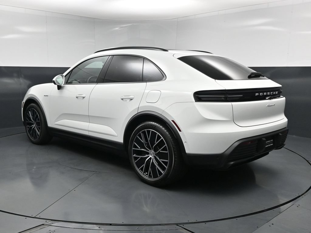 New 2026 Porsche Macan 4 Electric AWD/4WD image 3