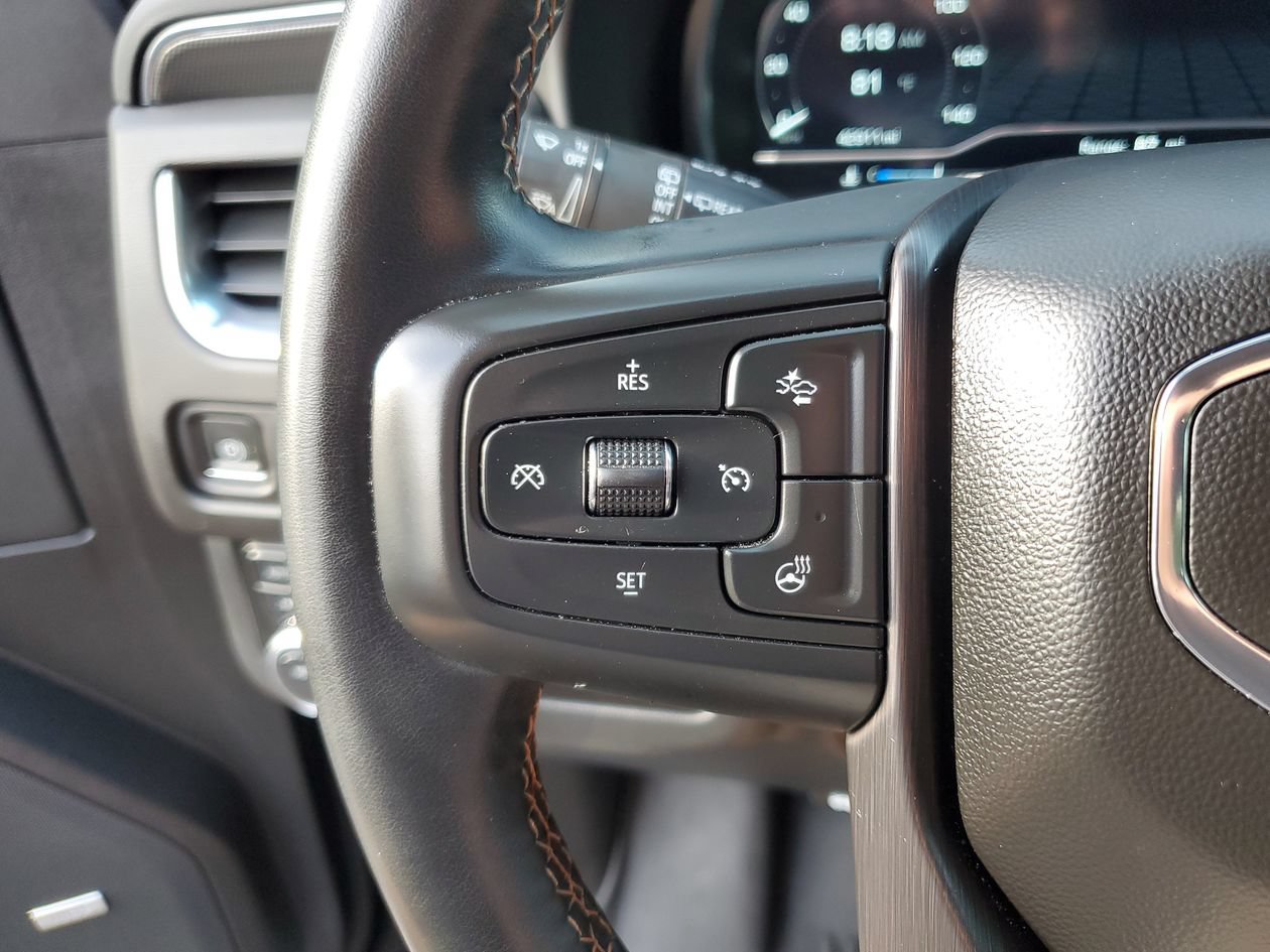 Used 2023 GMC Yukon AT4 AWD/4WD image 28