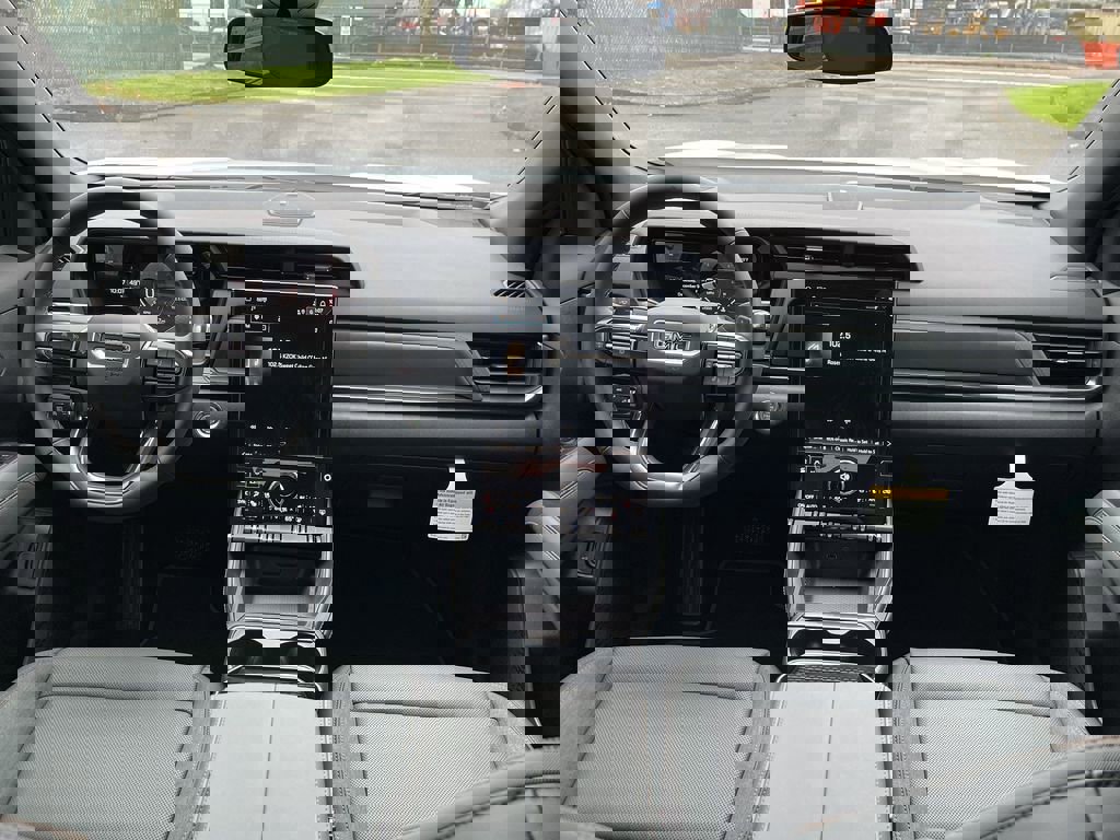 New 2026 GMC Terrain AT4 w/ Convenience Package III image 20