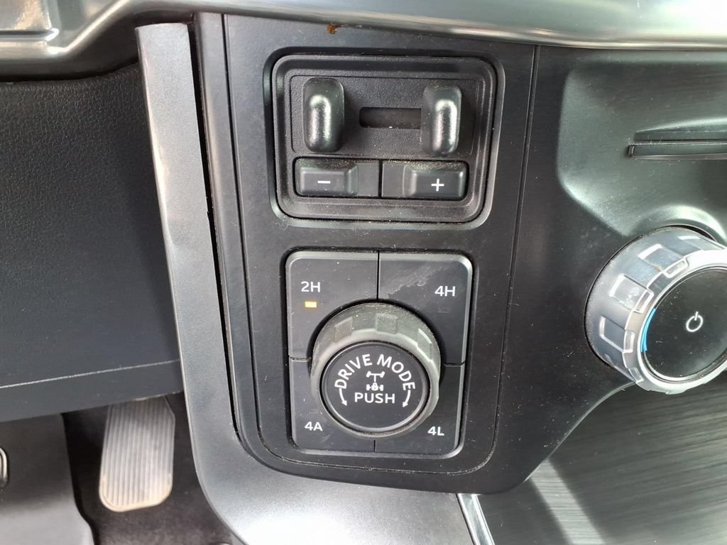 Used 2023 Ford F150 Lariat w/ Equipment Group 502A High AWD/4WD image 31