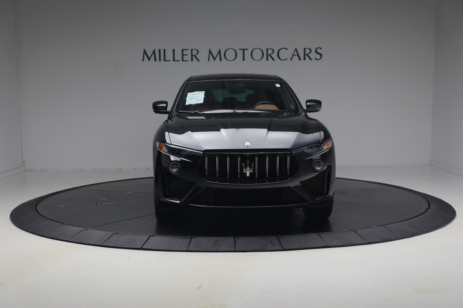 Certified 2022 Maserati Levante GT AWD/4WD image 12