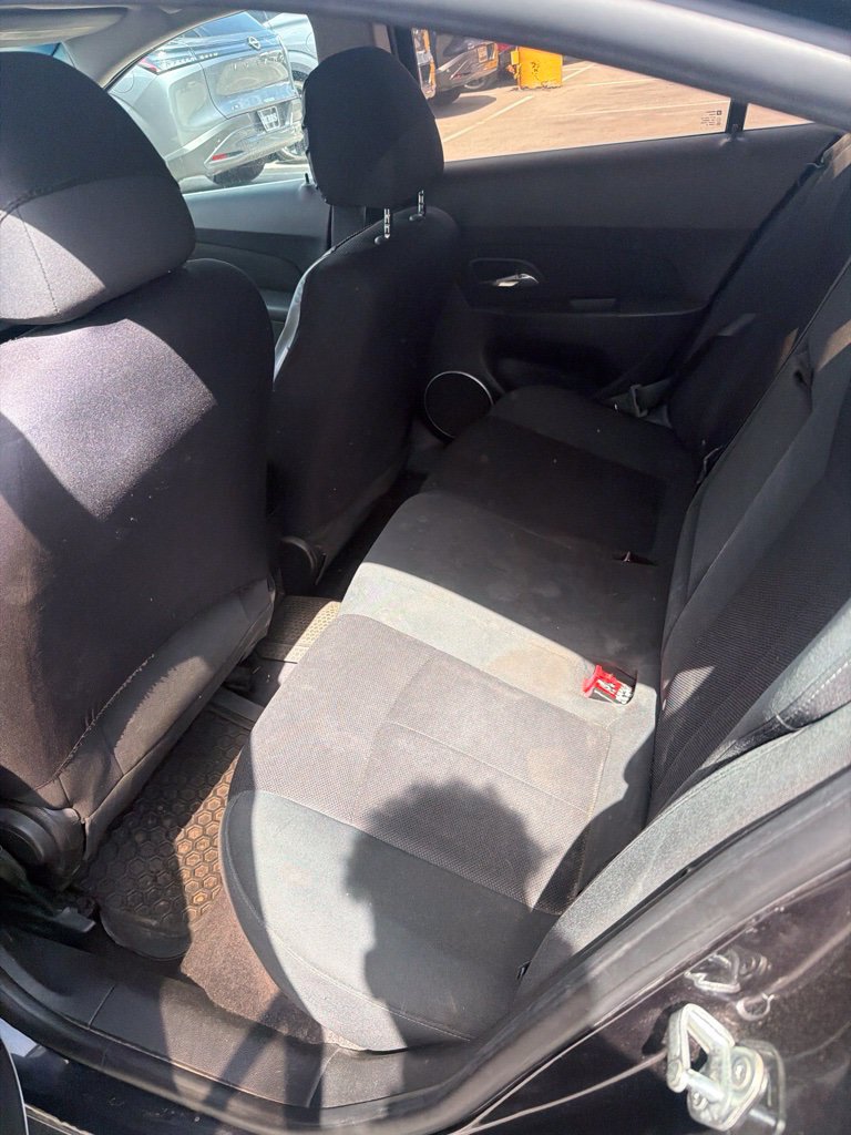Used 2011 Chevrolet Cruze LT FWD image 9