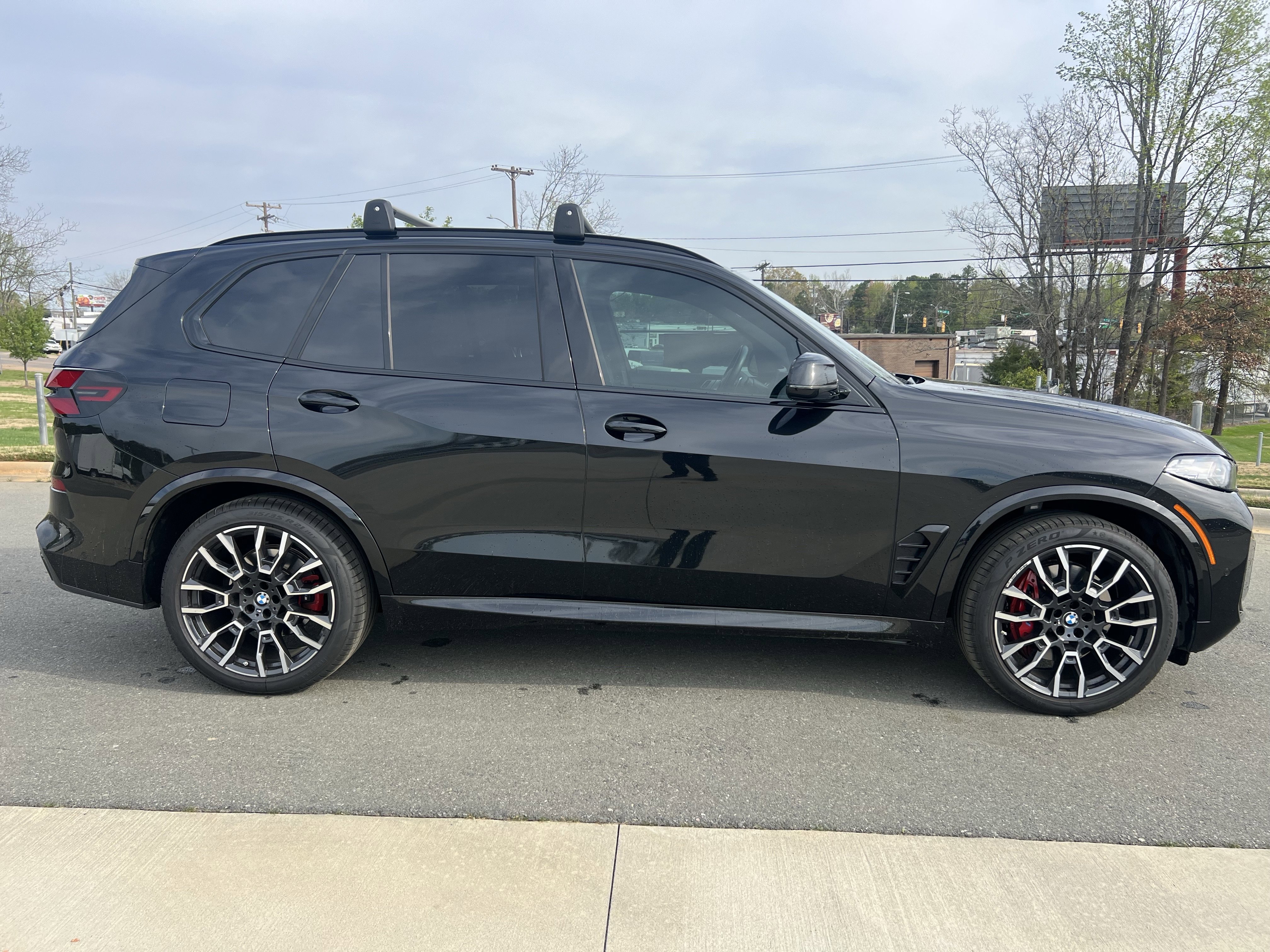 Used 2024 BMW X5 xDrive40i w/ M Sport Package image 10