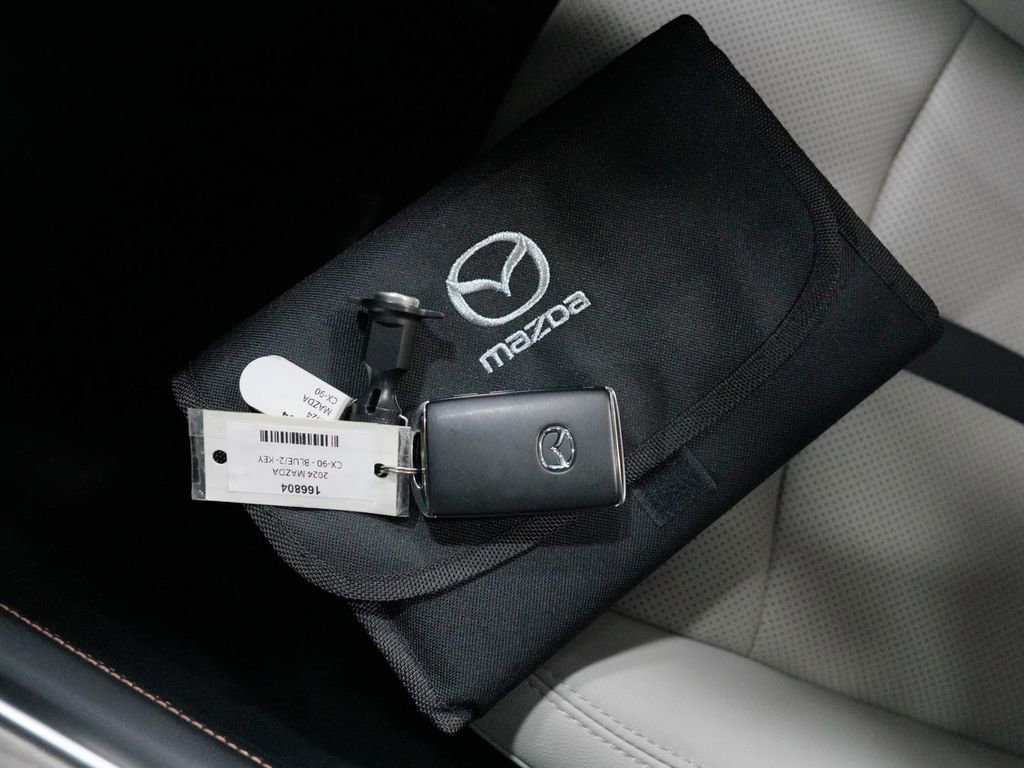 Used 2024 MAZDA CX-90 Plug-In Hybrid w/ Premium Pkg AWD/4WD image 29