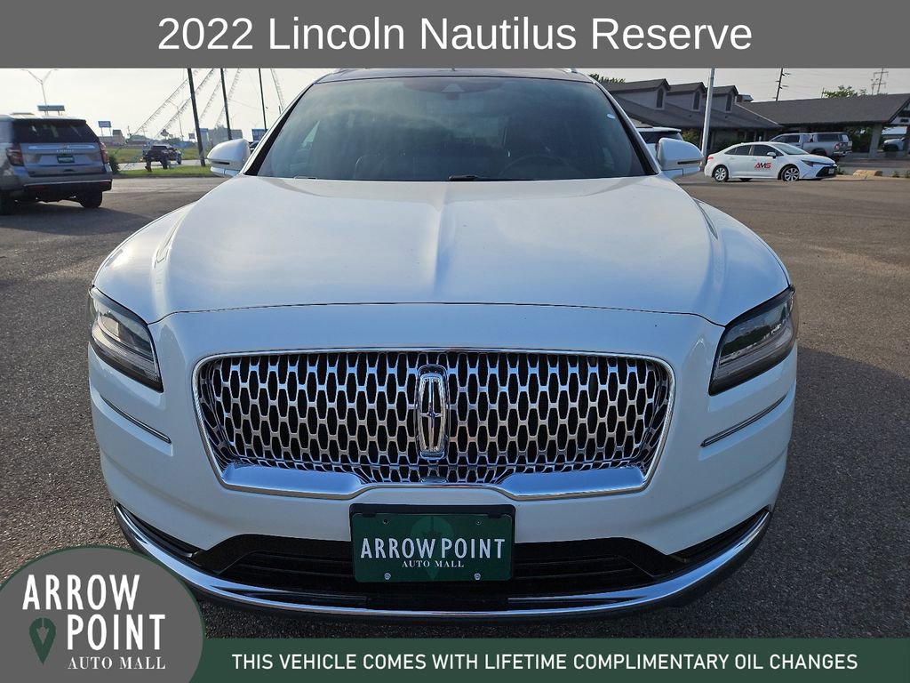 Used 2022 Lincoln Nautilus Reserve FWD image 3