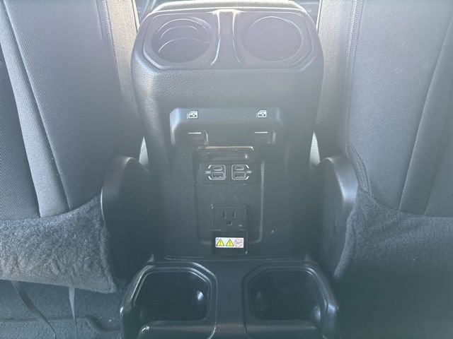 Used 2022 Jeep Gladiator Sport AWD/4WD image 15