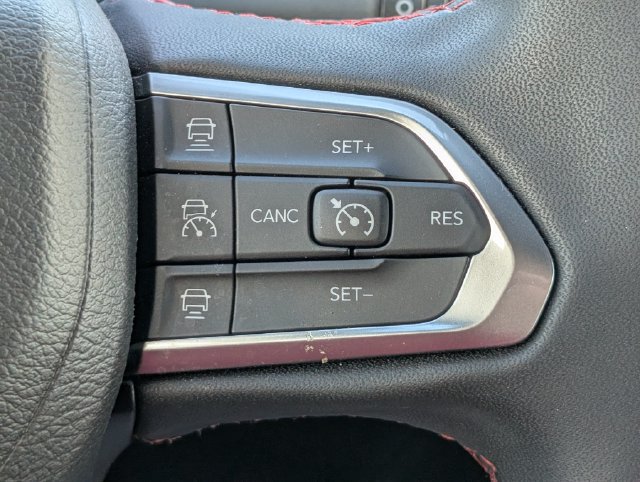 Used 2024 Jeep Compass Trailhawk AWD/4WD image 22