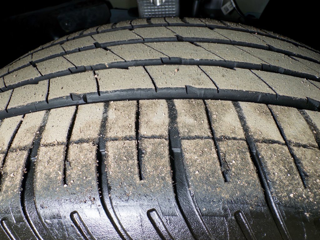 Used 2024 Tesla Model Y Long Range image 32