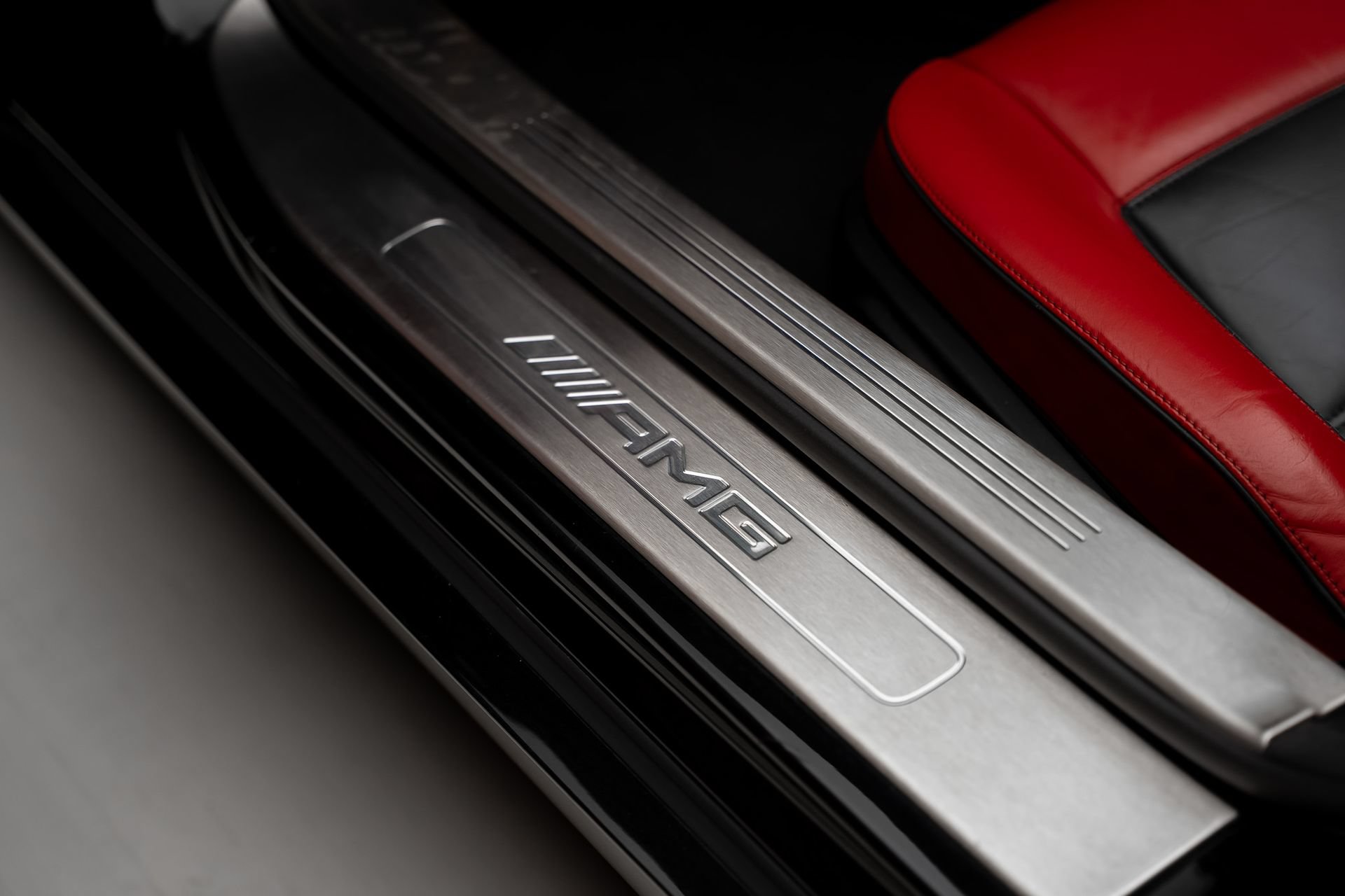 Used 2012 Mercedes-Benz SLS AMG Roadster image 64
