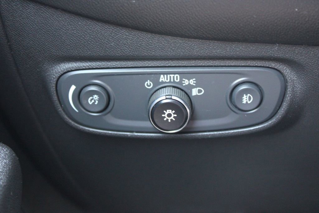 Used 2021 Chevrolet Equinox LT AWD/4WD image 40