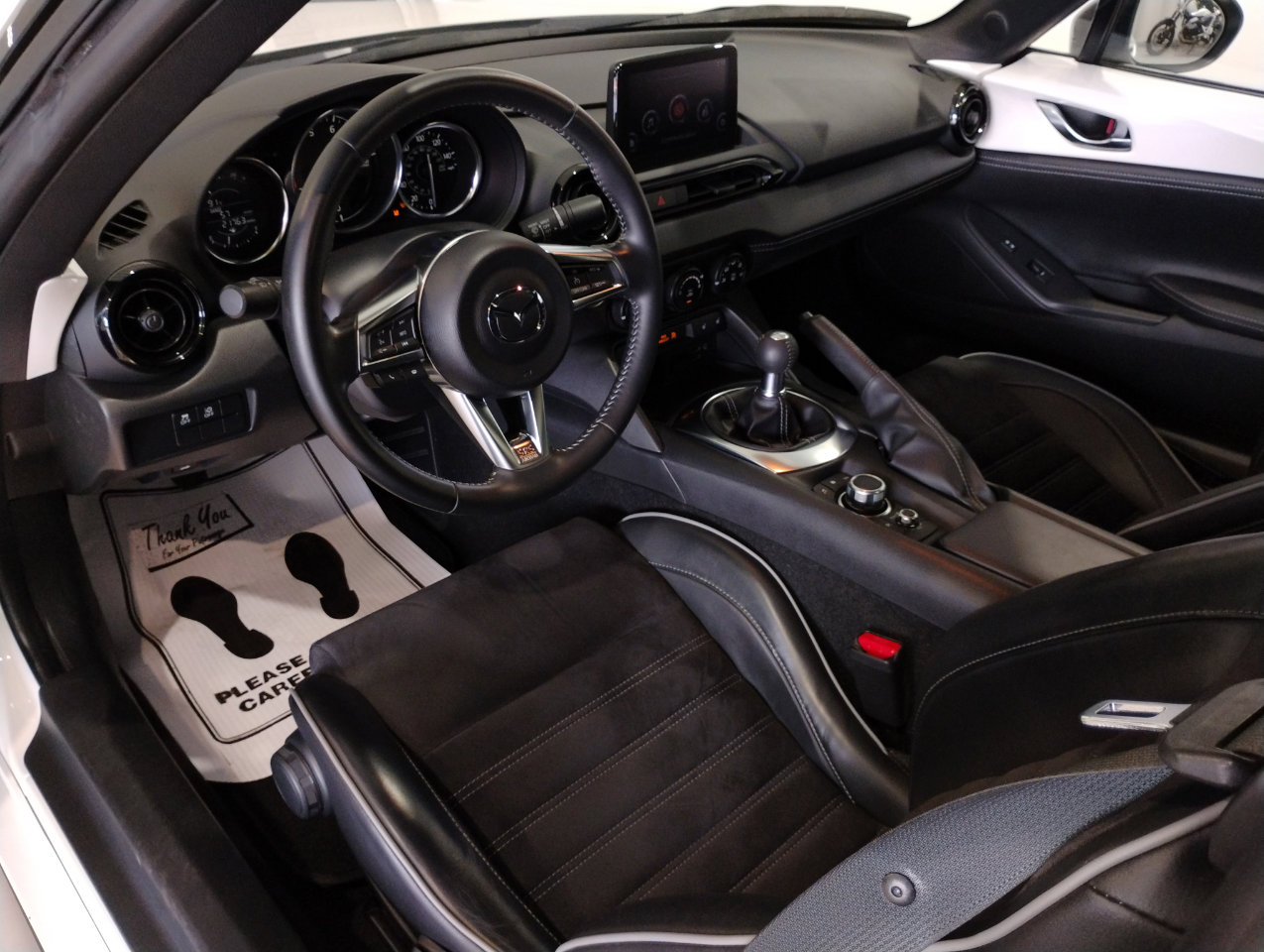 Used 2022 MAZDA MX-5 Miata Club w/ Brembo/BBS Recaro Package image 40