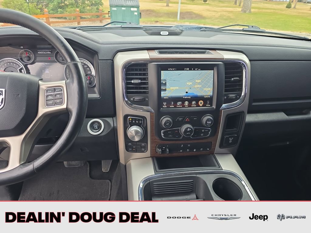 Used 2016 RAM 1500 Laramie w/ Convenience Group AWD/4WD image 18