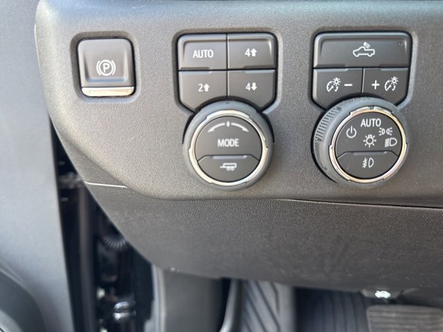 New 2026 Chevrolet Silverado 2500 LT image 3