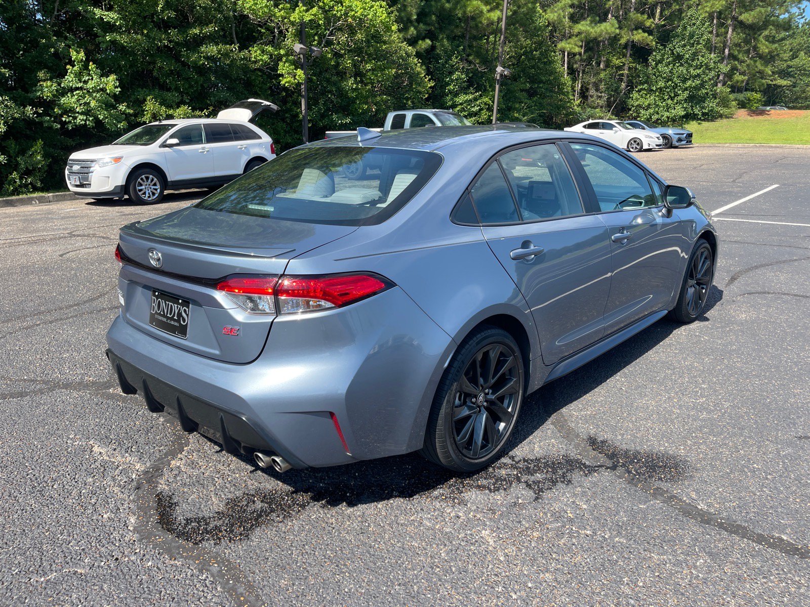 Used 2023 Toyota Corolla SE FWD image 17