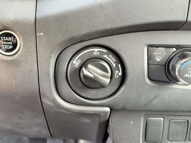 Used 2024 Nissan Frontier PRO-4X image 22
