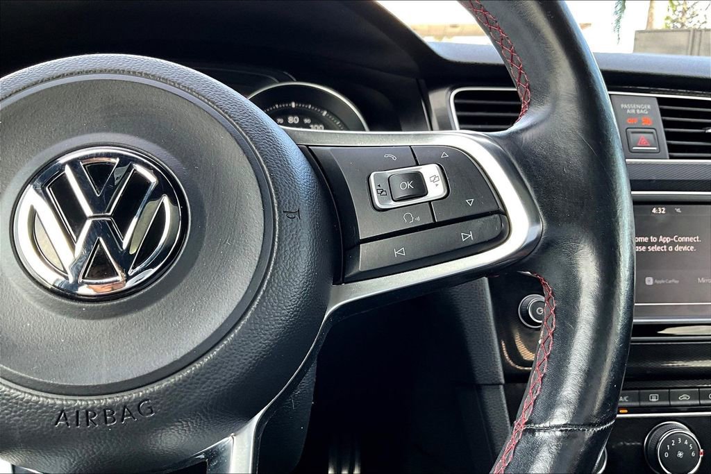 Used 2016 Volkswagen GTI SE w/ Lighting Package (SEL) image 9